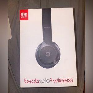 Brand new, still in package beats solo wireless NWT.